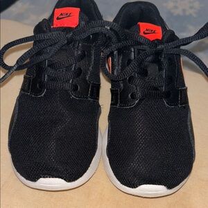 Nike Kids Black Sneakers